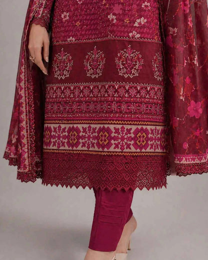 Haya - Lawn Ready to Wear 3-Piece Suit - Queen Libas Pakistan