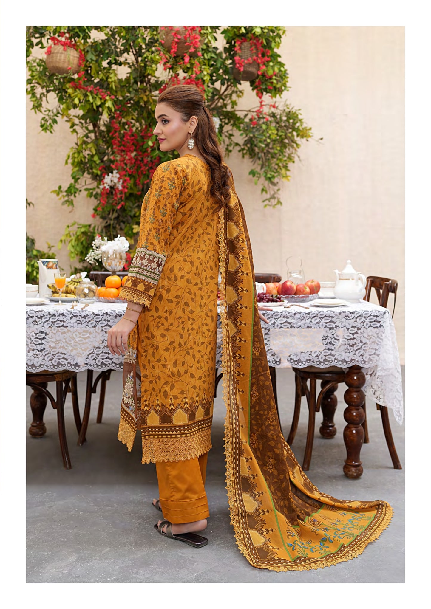 Pariza- Lawn Ready to Wear 3-Piece Suit