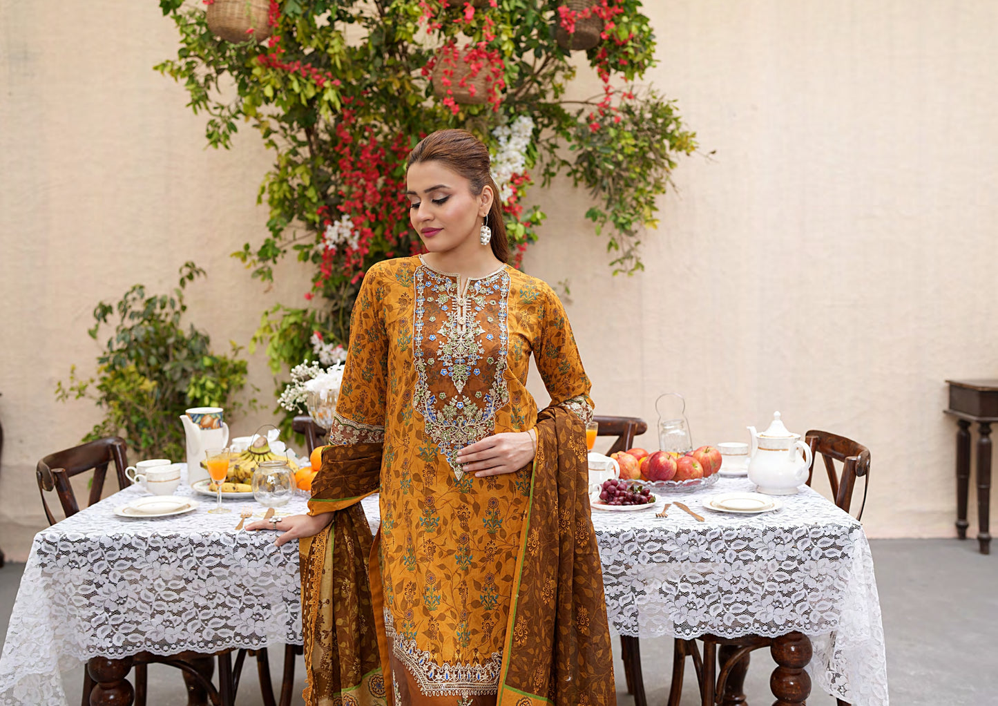 Pariza- Lawn Ready to Wear 3-Piece Suit