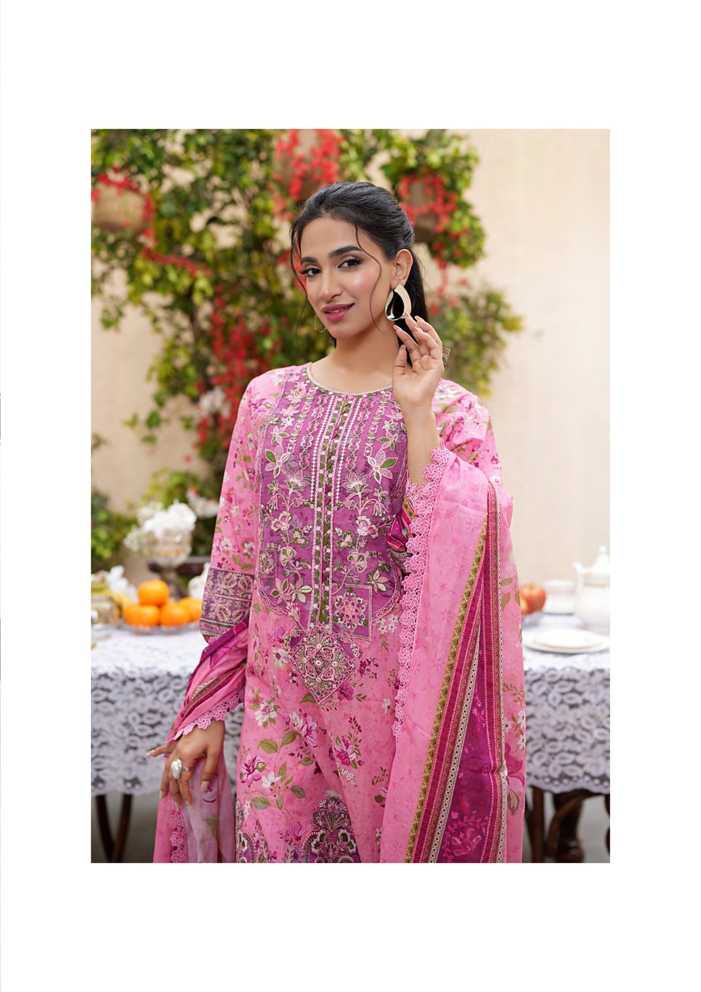 Zoya- Lawn Ready to Wear 3-Piece Suit