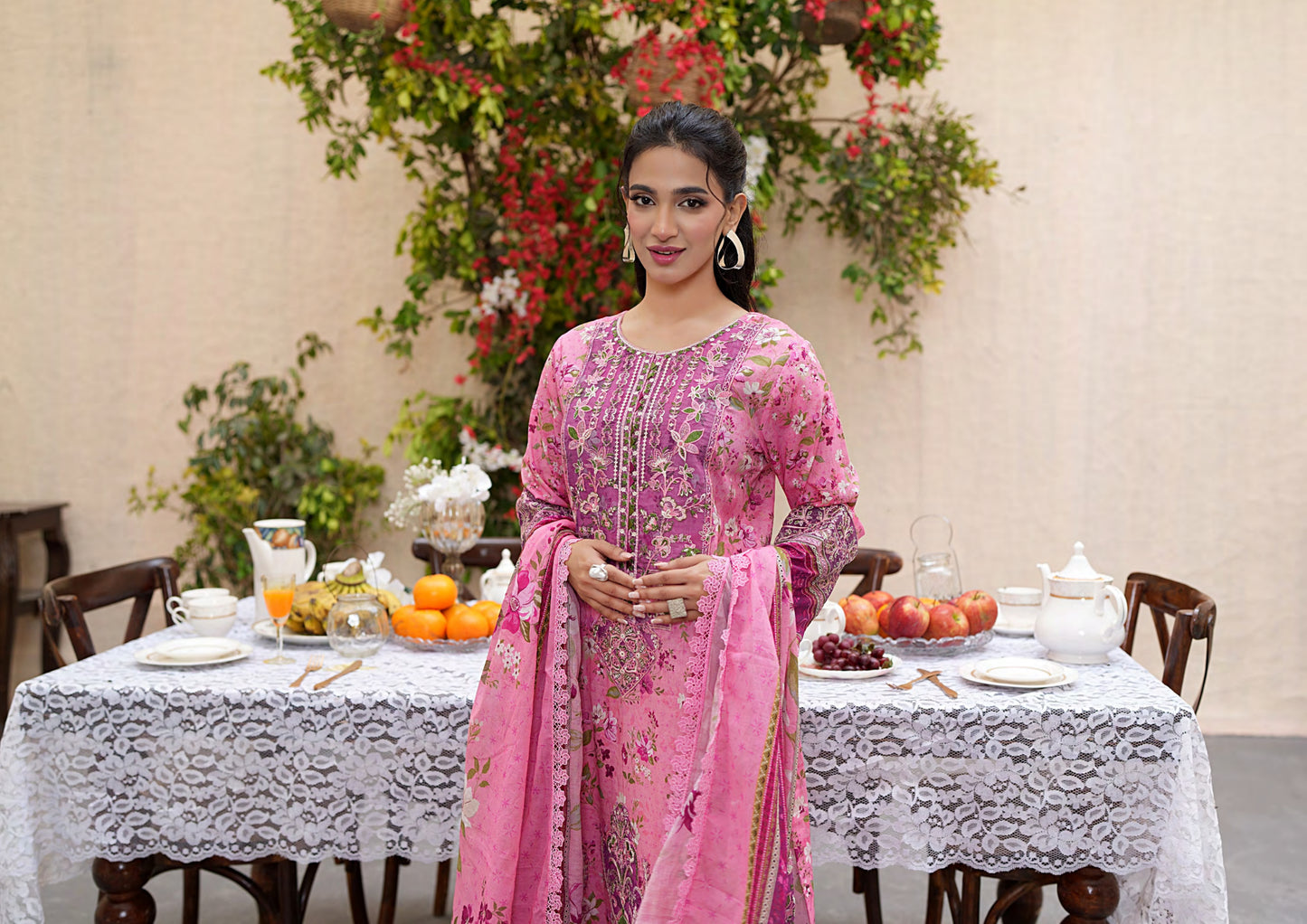 Zoya- Lawn Ready to Wear 3-Piece Suit